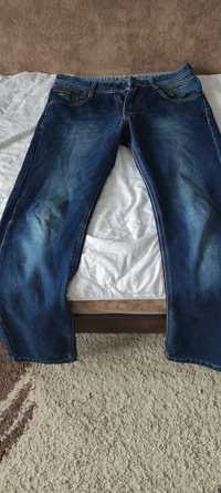 Мужские джинсы весна,лето,зима размер L(30)