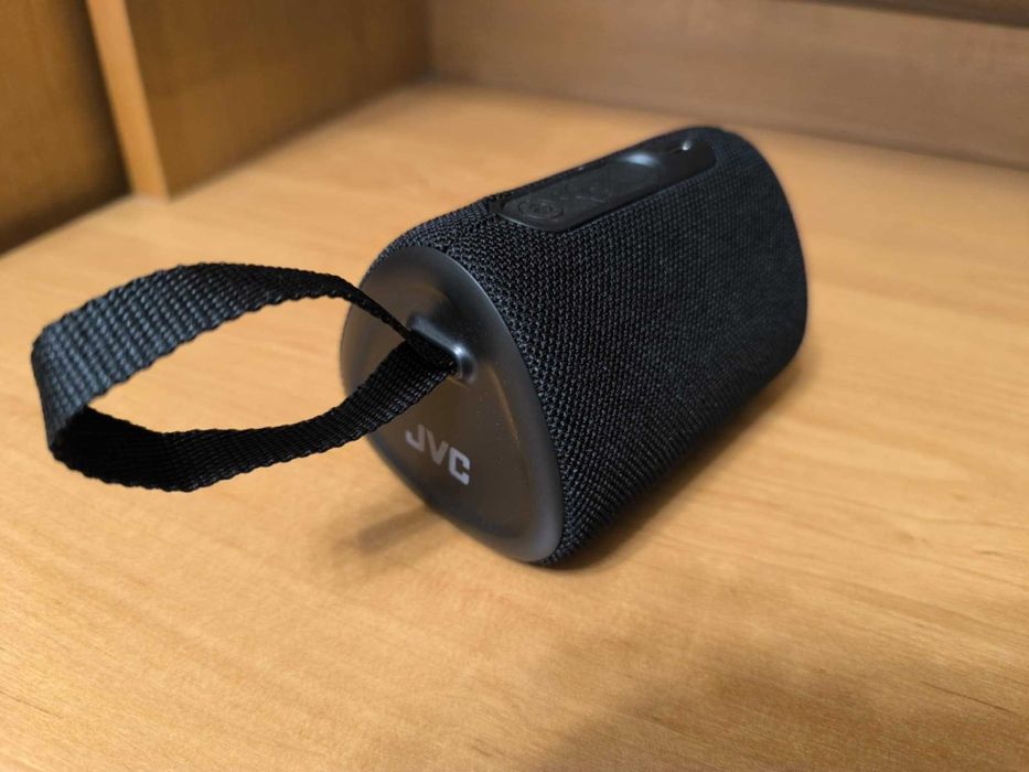 PRZENOŚNY GŁOŚNIK Bluetooth JVC XS-E213B CZARNY 1200mAh 8h Stereo 8W