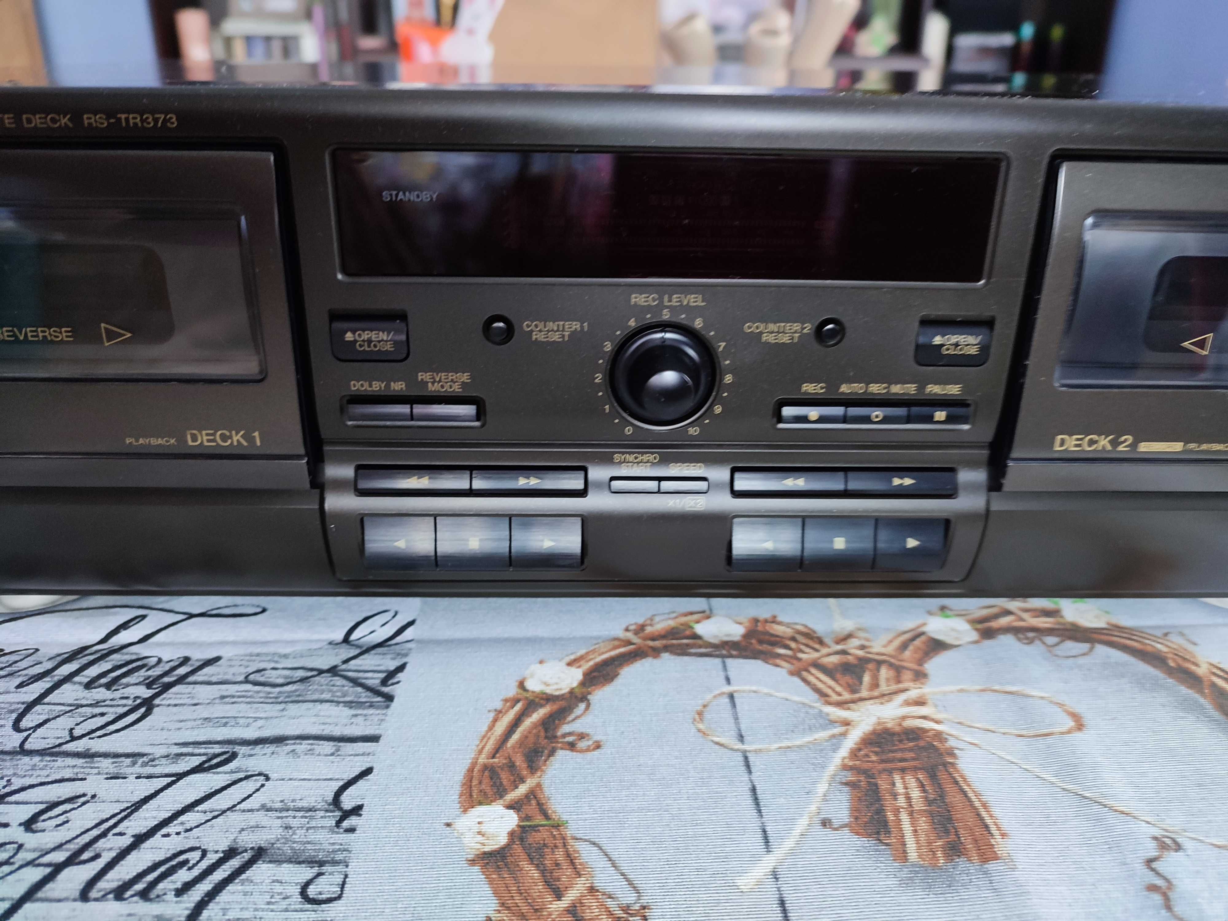 magnetofon Technics RS-TR373