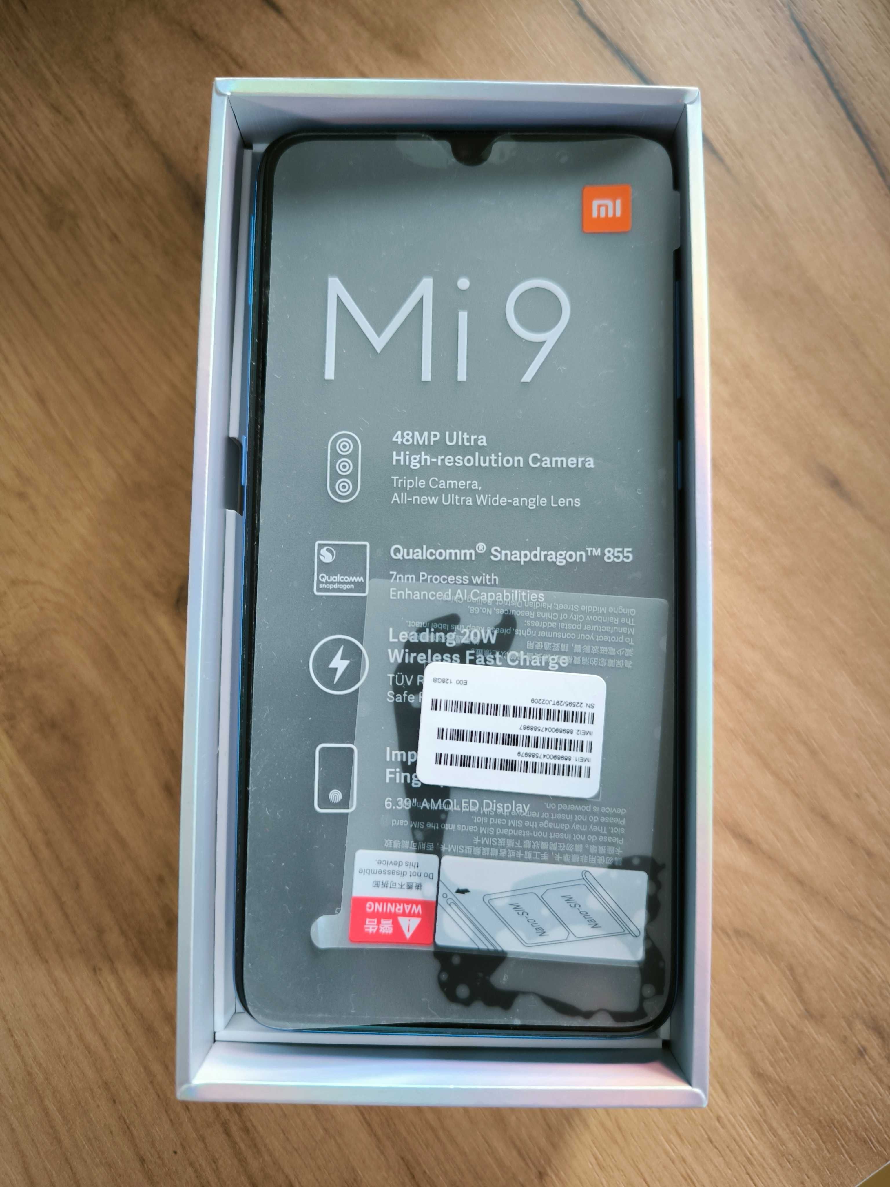 Smartfon Xiaomi Mi9 sprawny i zadbany