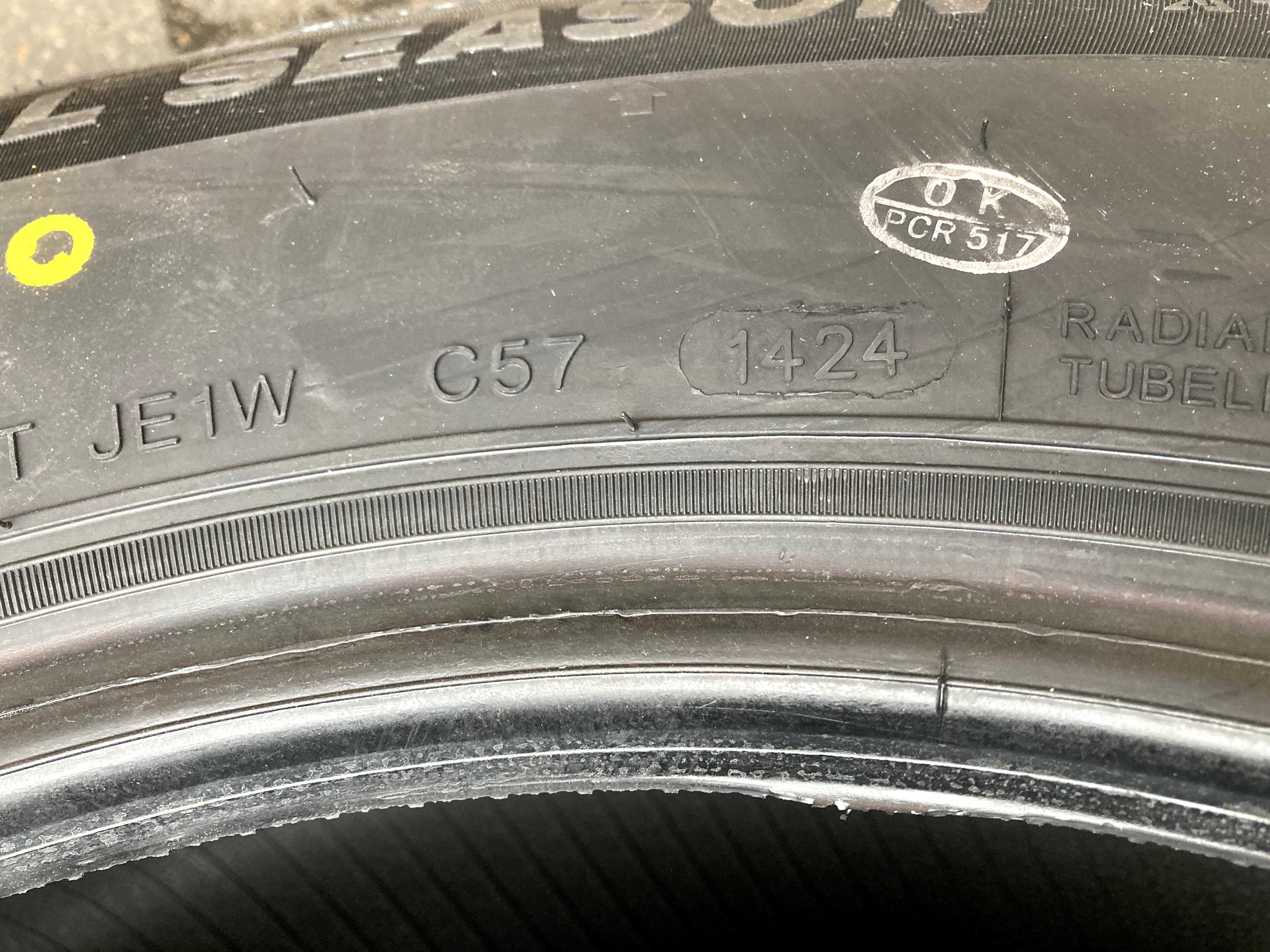 Okazja opony całoroczne 235/65R16C TRACMAX A/S X-PRIVILIO VAN SAVER