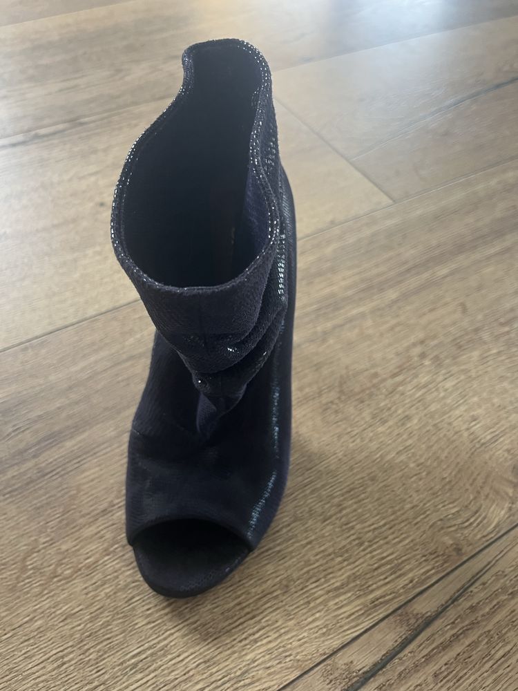 Badura buty botki szpilki z cholewką sandały rozmiar 35