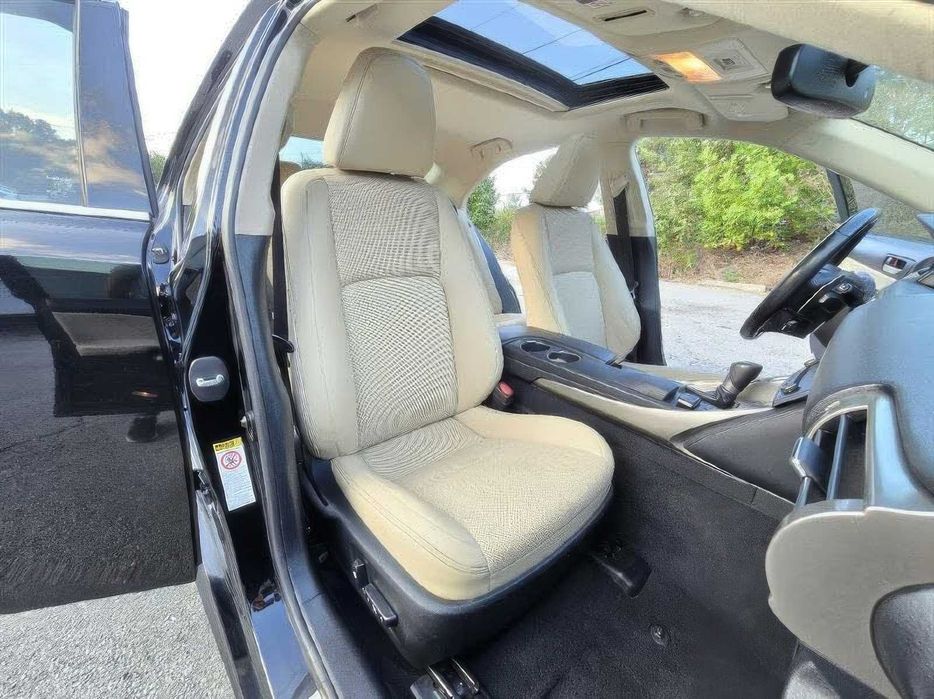 Lexus IS 200t      2016