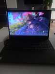 Laptop Lenovo V15