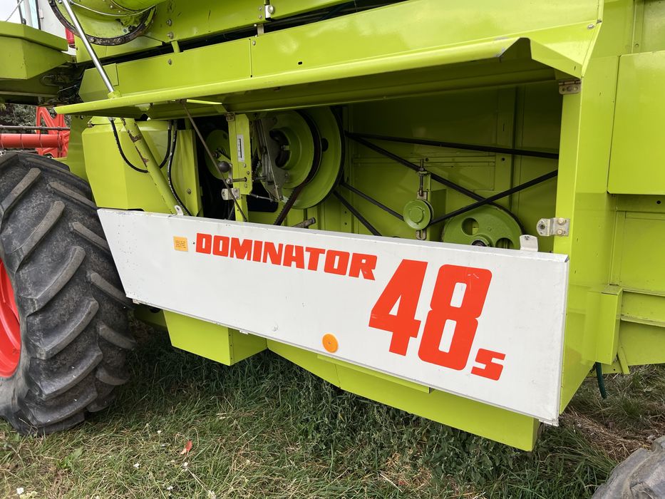 Свіжопривезений комбайн Claas dominator 48s гідравлічна вигрузна
