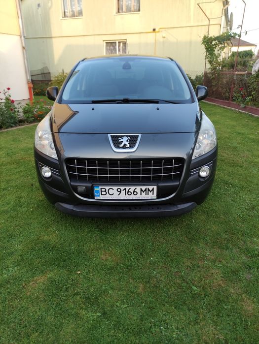 Машина Peugeot 3008 2012 1.6 Дизель Робот