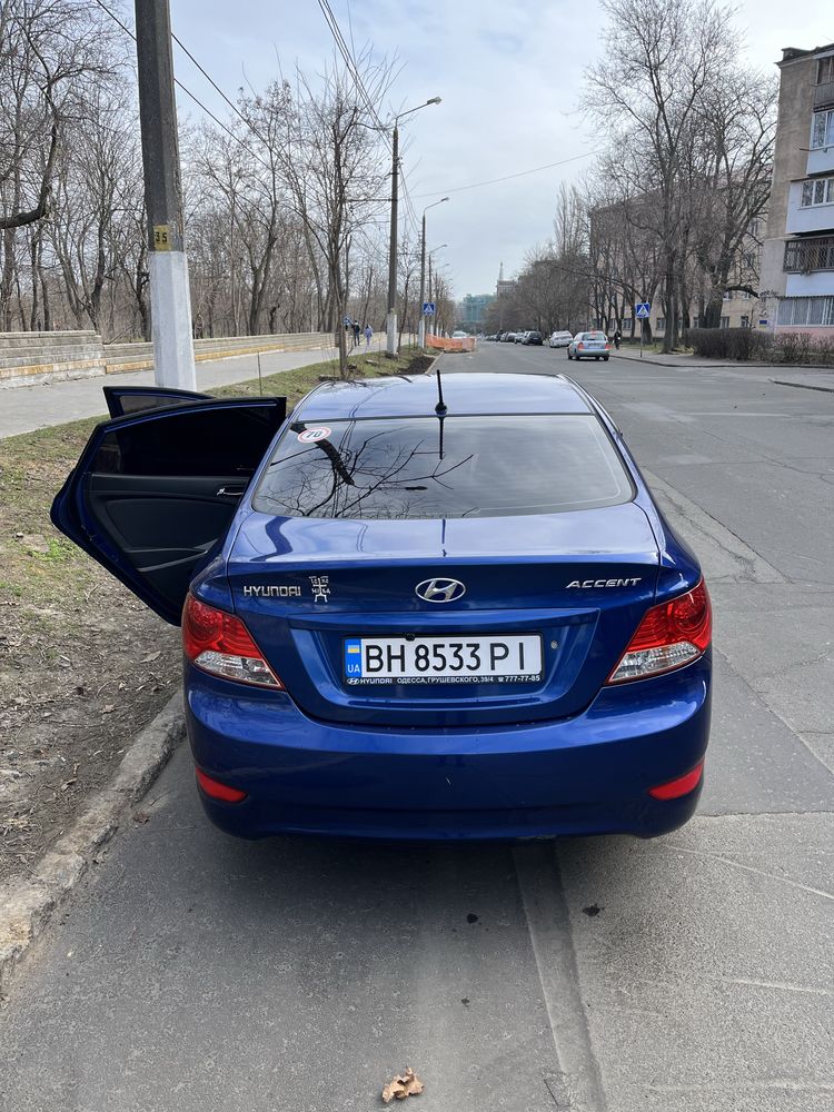 Офіційний Hyundai Accent 2011 року