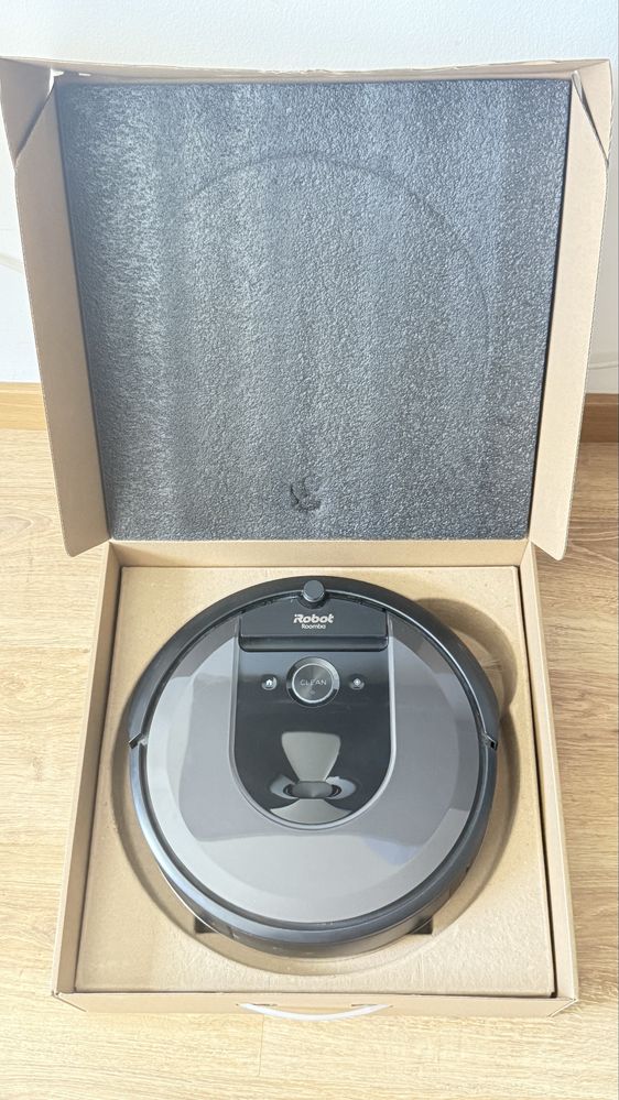 Aspirador IROBOT Roomba I7+