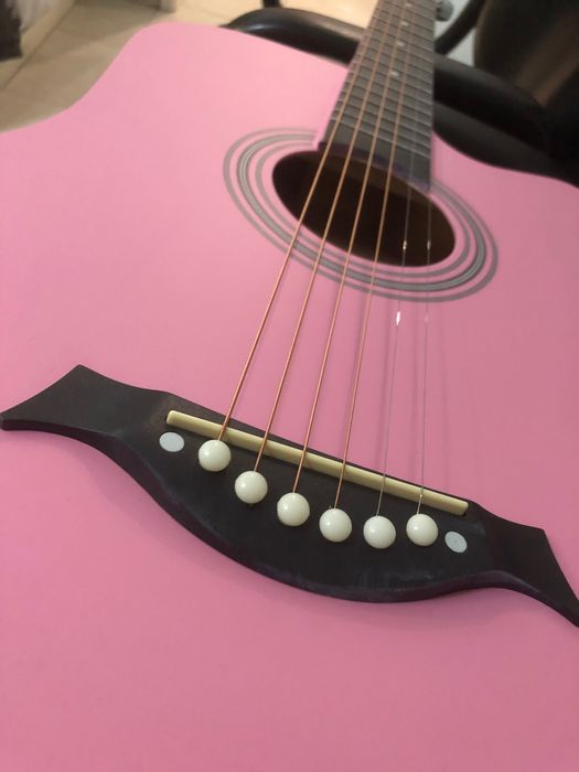 Violão Novo - 38 Polegadas, Capa, Correia, Paleta, capotraste, afinado