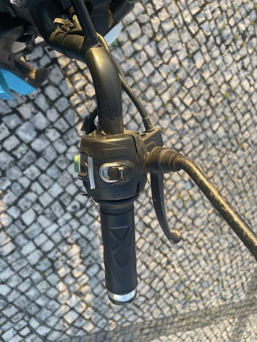 Vende se mota eletrica