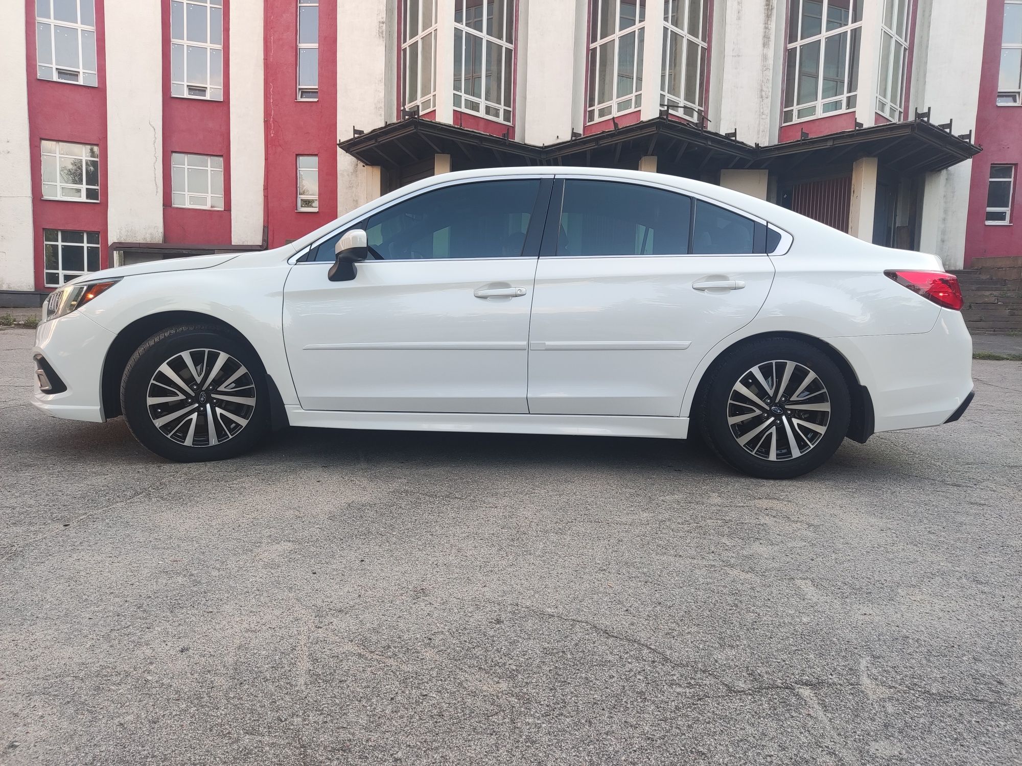 Subaru Legacy 2018 2.5l