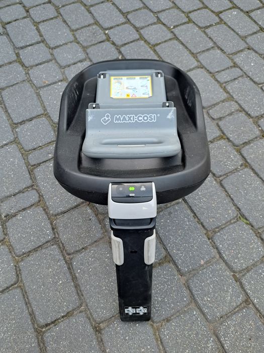 Fotelik Maxi Cosi Cabriofix z bazą Familifix