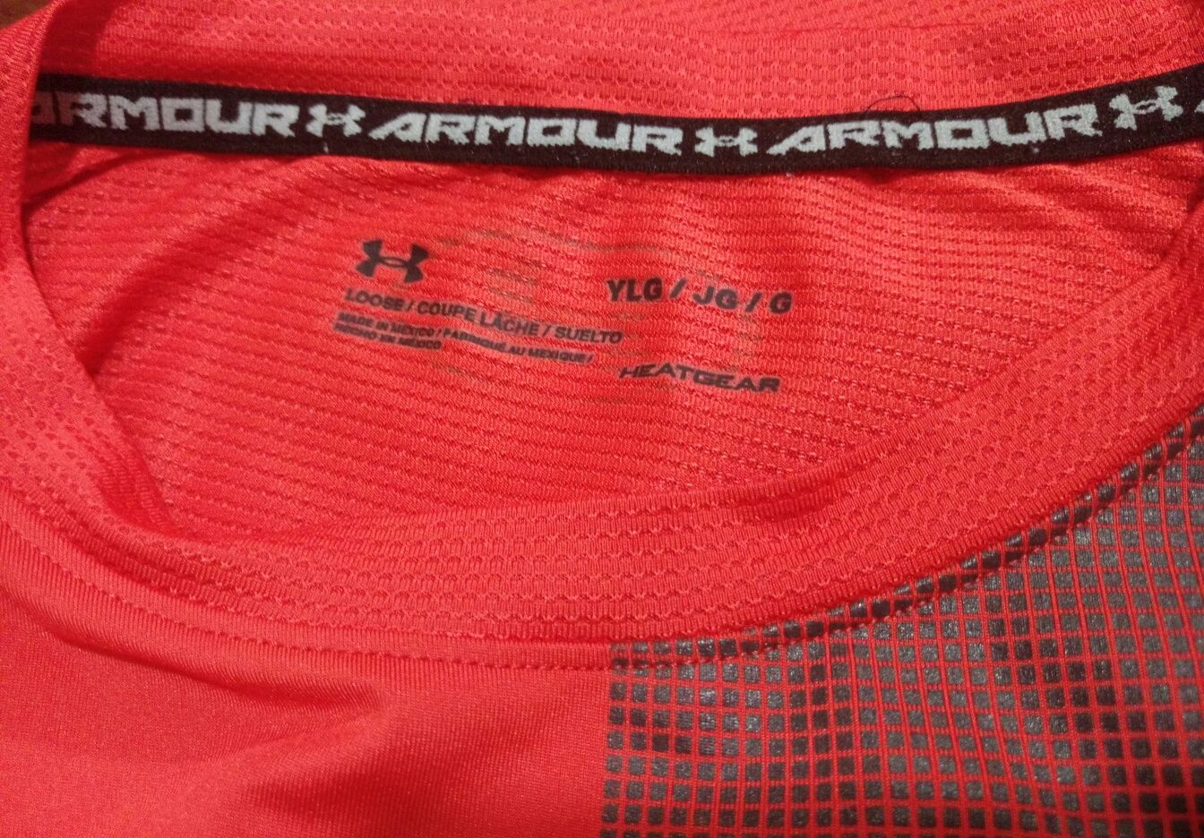 Оригинал легкая спортивная футболка Under Armour