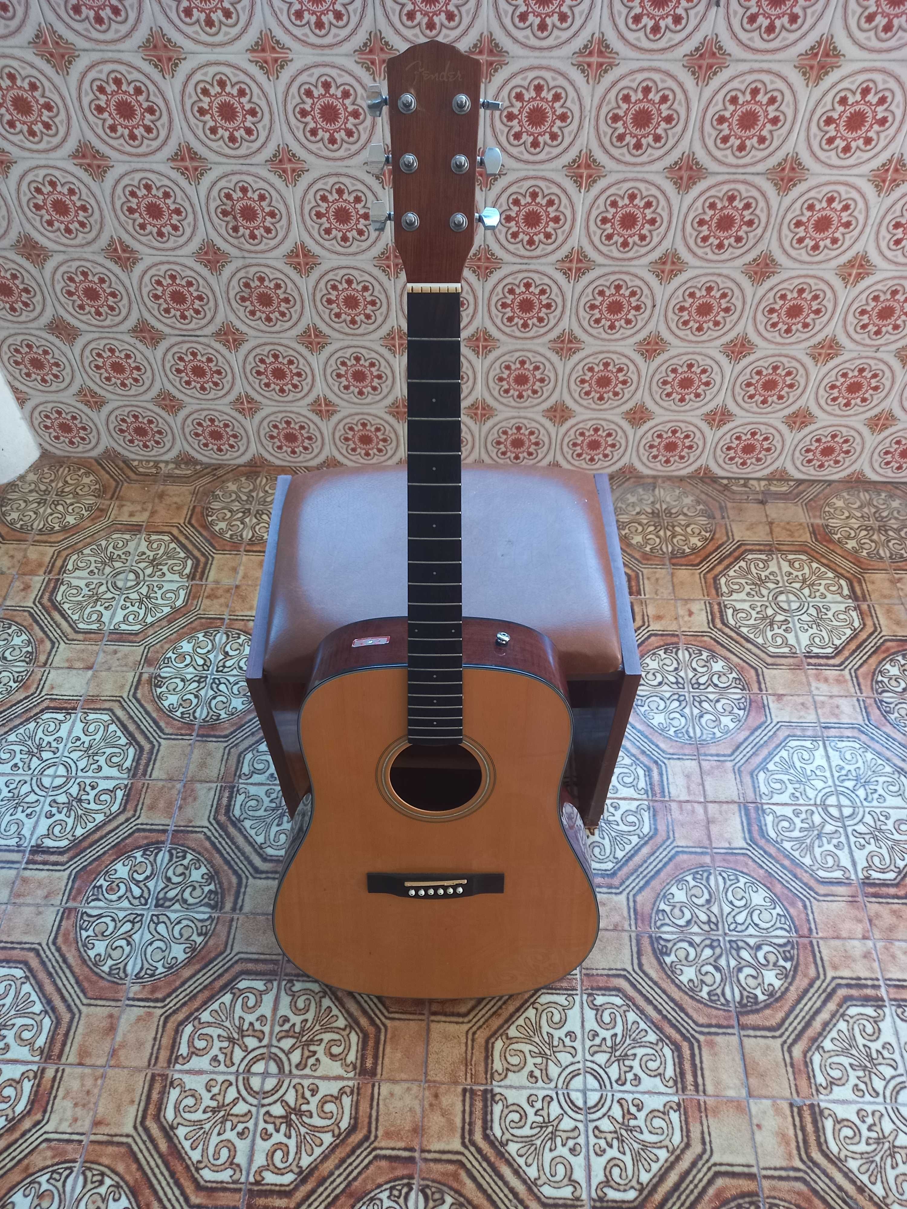 Guitarra acústica Fender CD60 v2 sem cordas + Strap (correia)