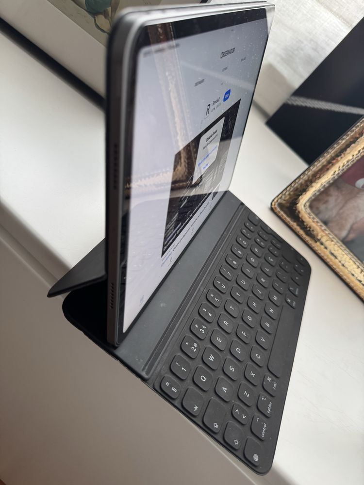 Smart Keyboard Folio ipad 11 pro ou air - PT