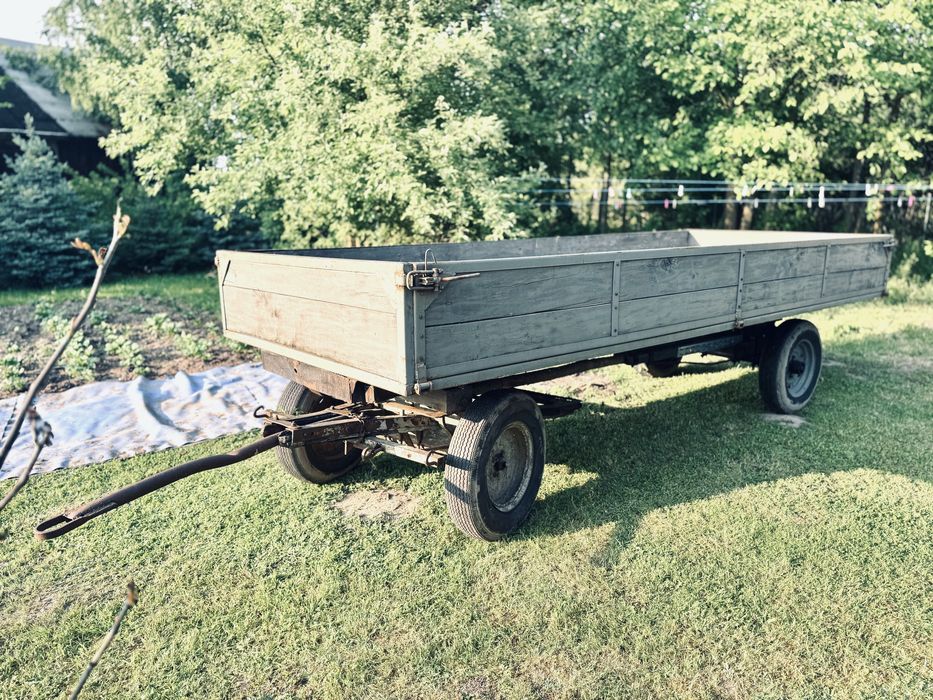 Wóz do ciągnika na koła 16 cali