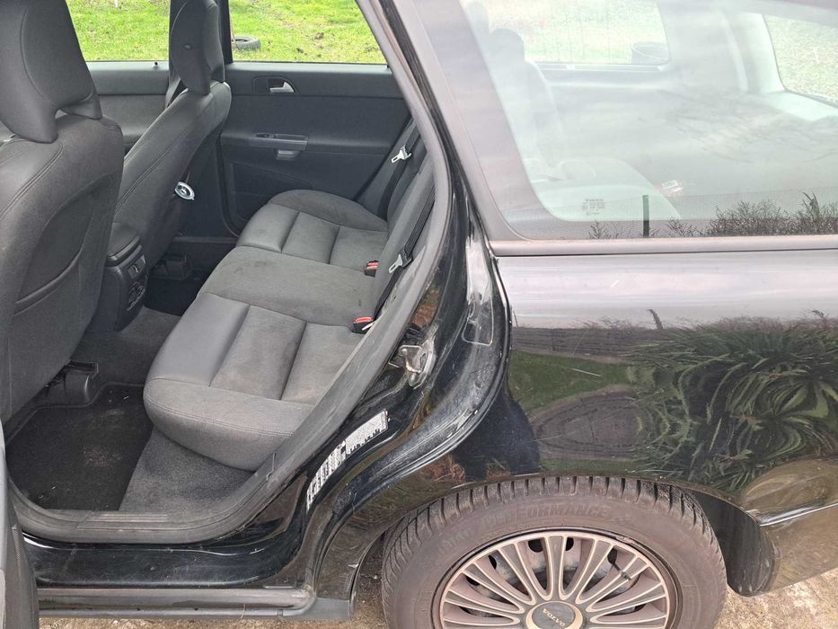 Volvo V50 1,6 benzyna, bardzo doinwestowany, bez wkładu finansowego.