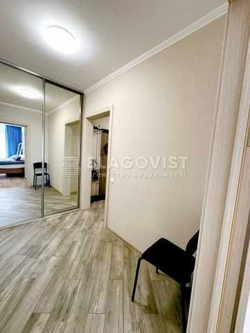 Продам квартиру  Здановської Юлії (Ломоносова), 36в