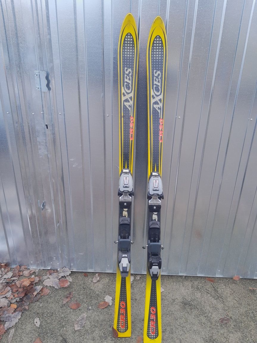 Narty Axces CR30 Carving 156cm