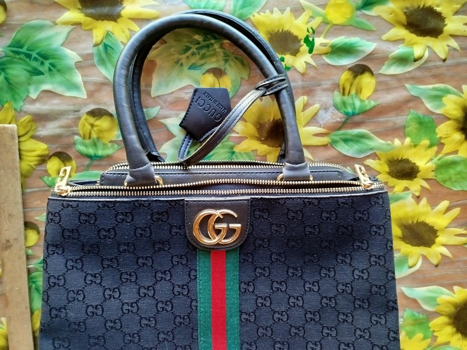Продам новая Сумка Gucci