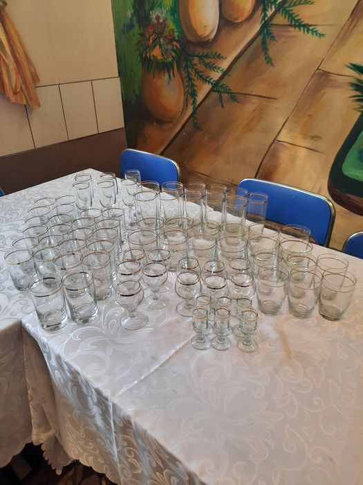 Komplet szkła szklanki kieliszki