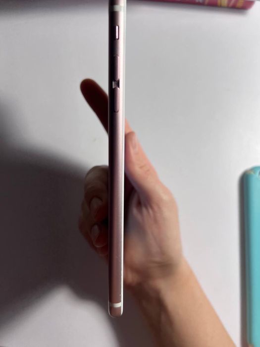 iPhone 6s plus рожевий
