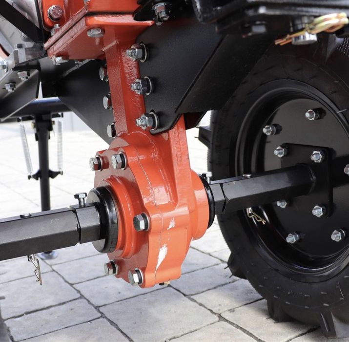 Акція! Безкоштовна доставка !Мотоблок бензиновий ZUBR НТ-172 (культива