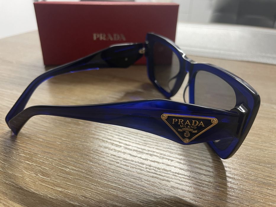Продам очки prada женские оригинал