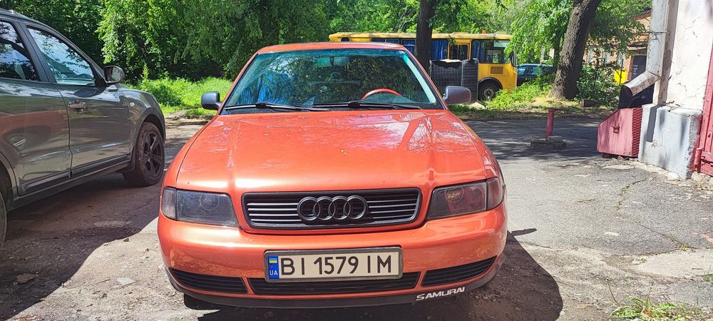 Продам власне авто Ауді А4 Б5