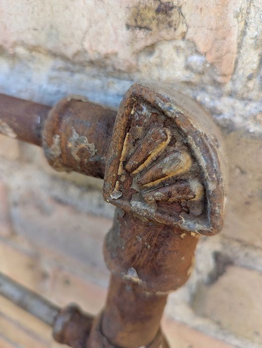 Кровать старинная ретро