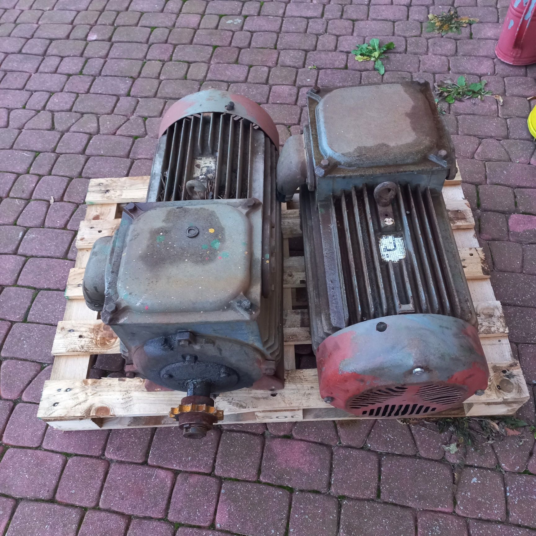 Silnik elektryczny 17 kw  970 obrotow z hamulcem elektromagnetycznym