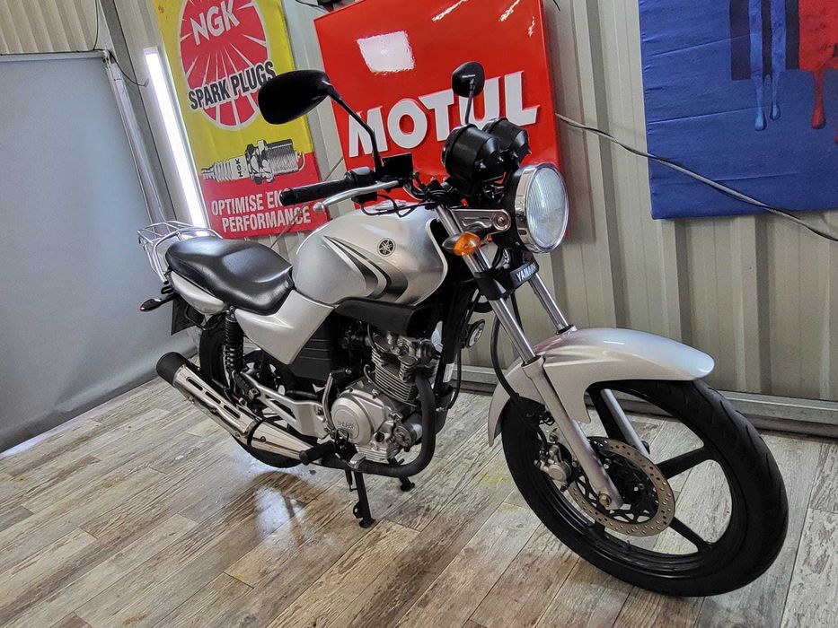 Yamaha YBR125 wtrysk na B z Niemiec RATY