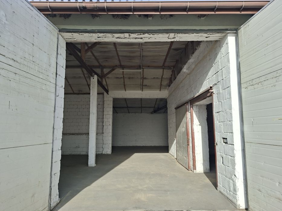 Wynajem magazynu 180 m ² / magazyn do wynajęcia 180m²