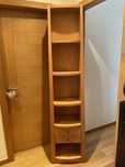 Estante de livros vertical