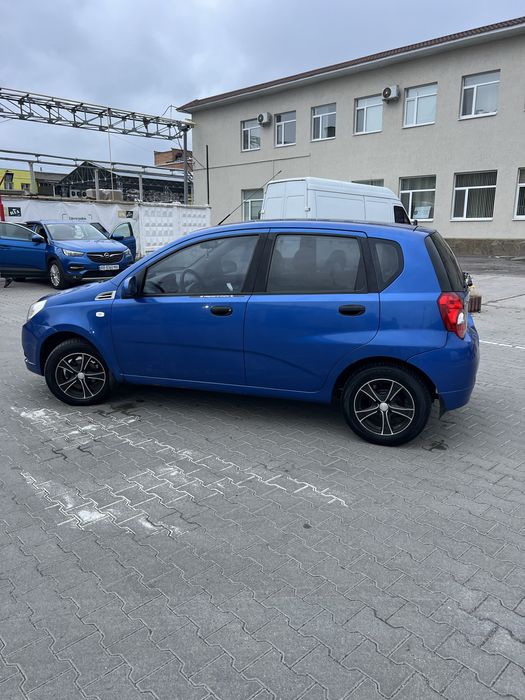 Chevrolet aveo 2008 T250 хечбек 1.5 вся в родной краске один владелец