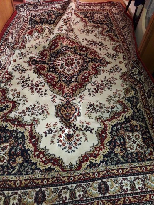 Carpete 3 metros e 10 por 1 metro e 10