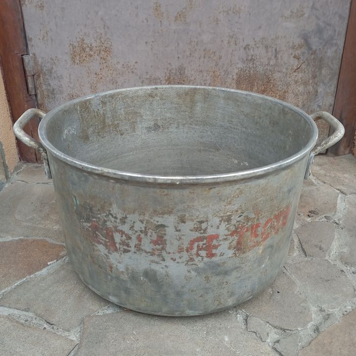 Кастрюля алюминиевая 40л СССР. Кастрюля 40 л