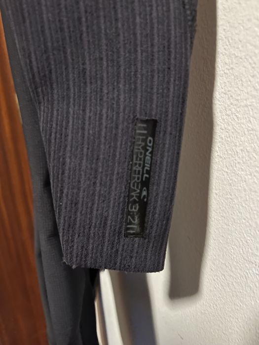 Fato surf Hyperfreak O’neill 3:2