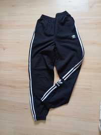 Nowe spodnie damskie treningowe Adidas xs