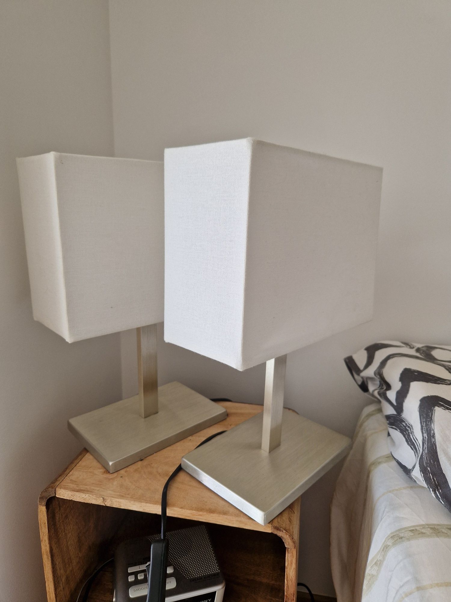 2 cadeeiros Ikea tomelilla