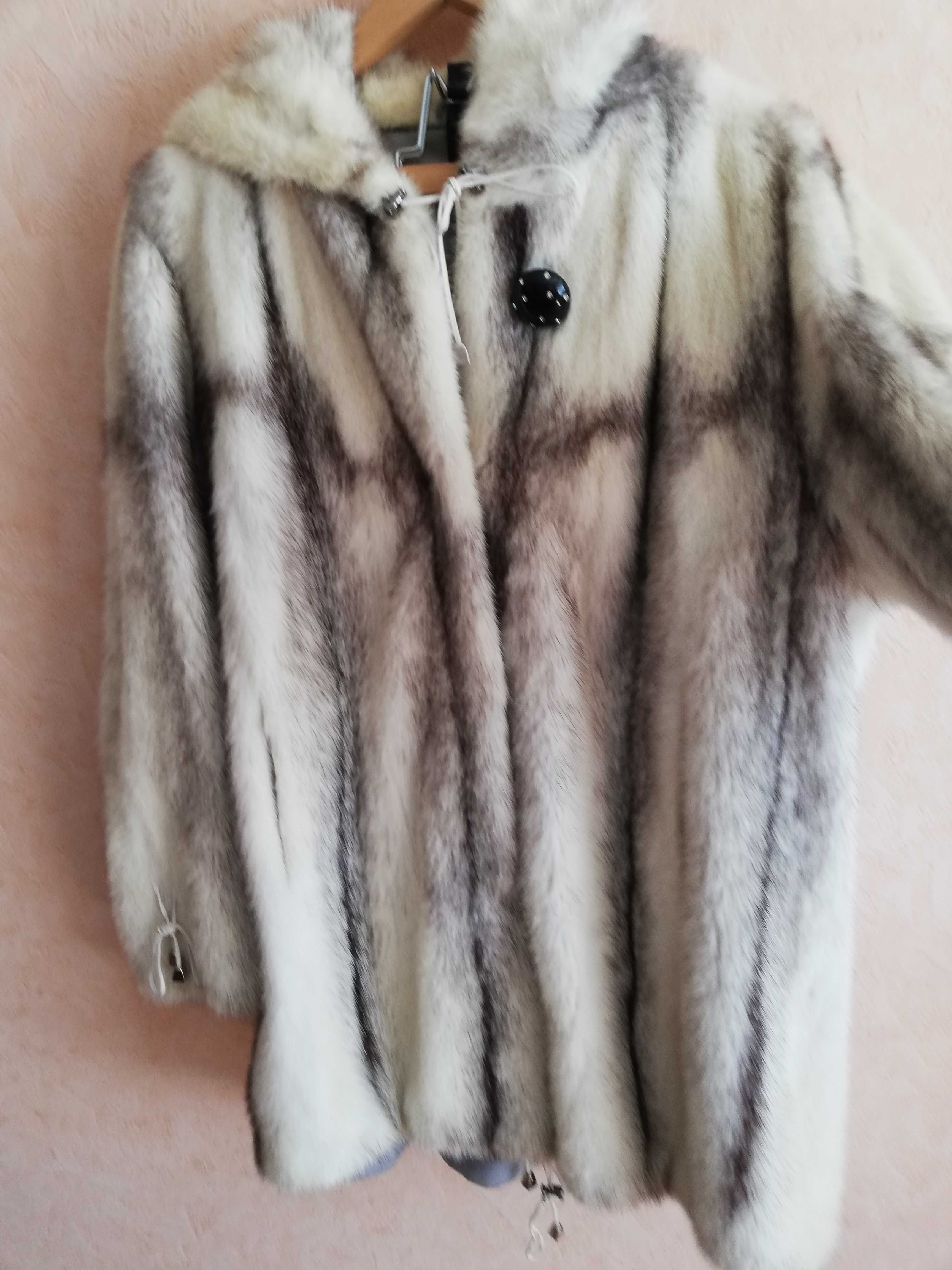 Шубка жіноча норкова під мармур, розмір 50