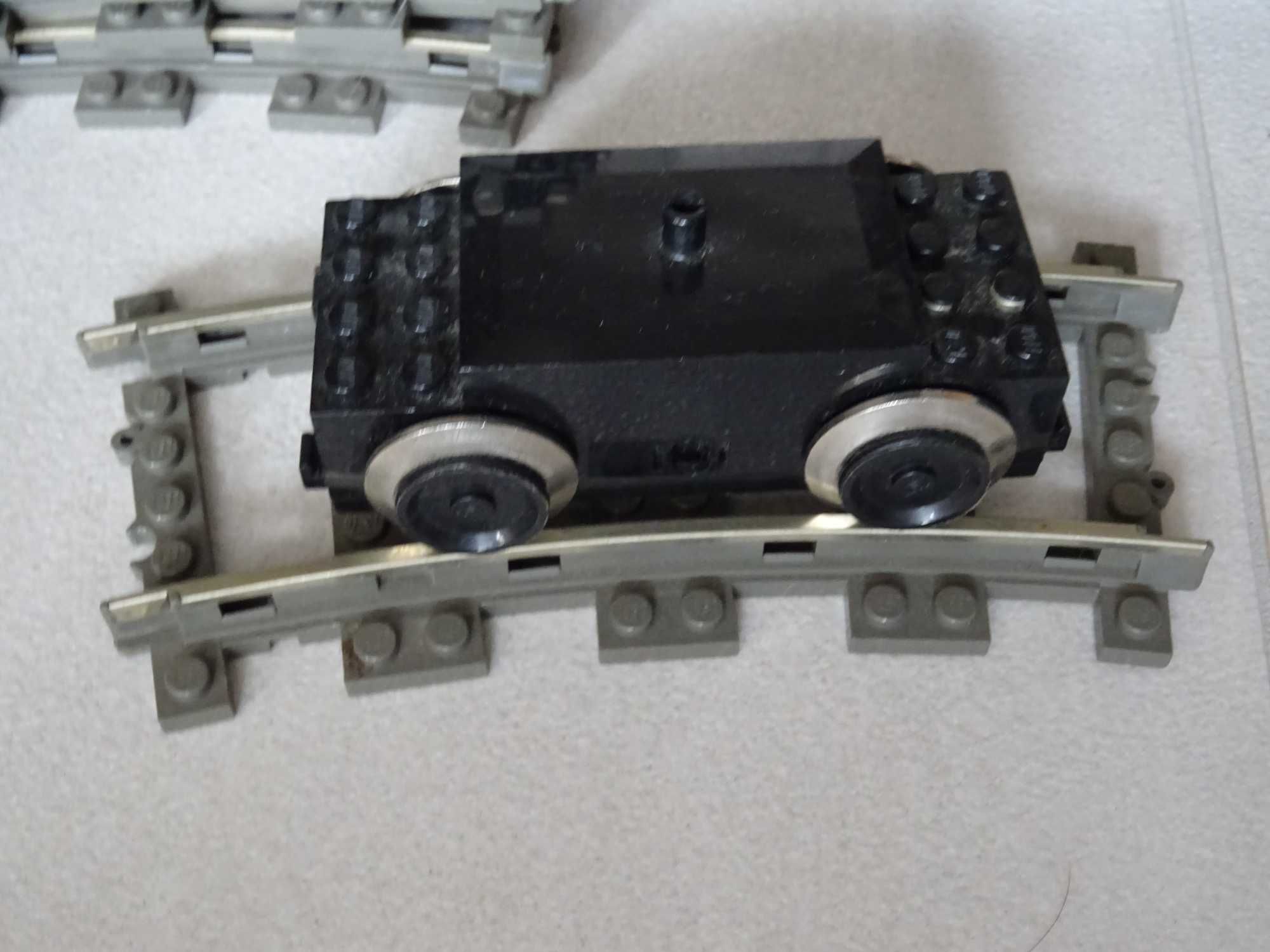 Tory, motor pociągu, zasilacz, sterownik Lego 9V