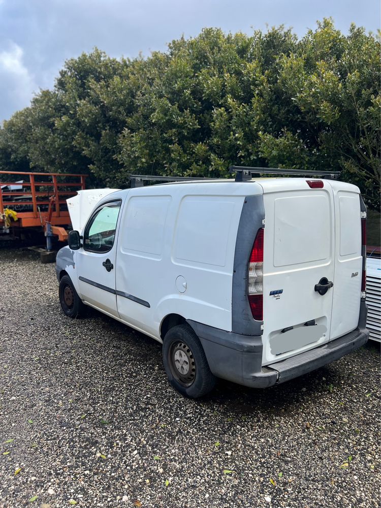 Fiat doblo 1.9d 2001 para peças *Preços na descrição*
