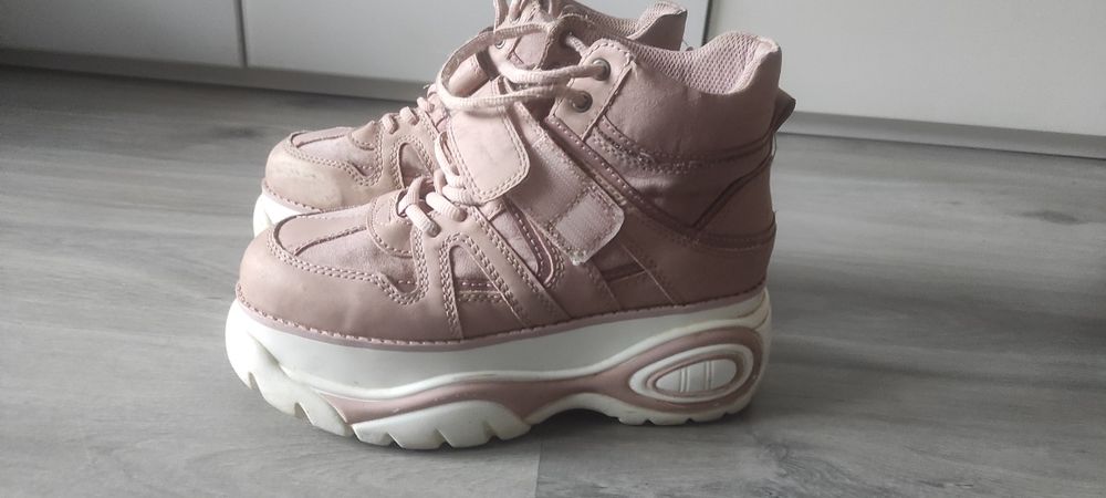 Super buty na platformie r.37-37.5.5