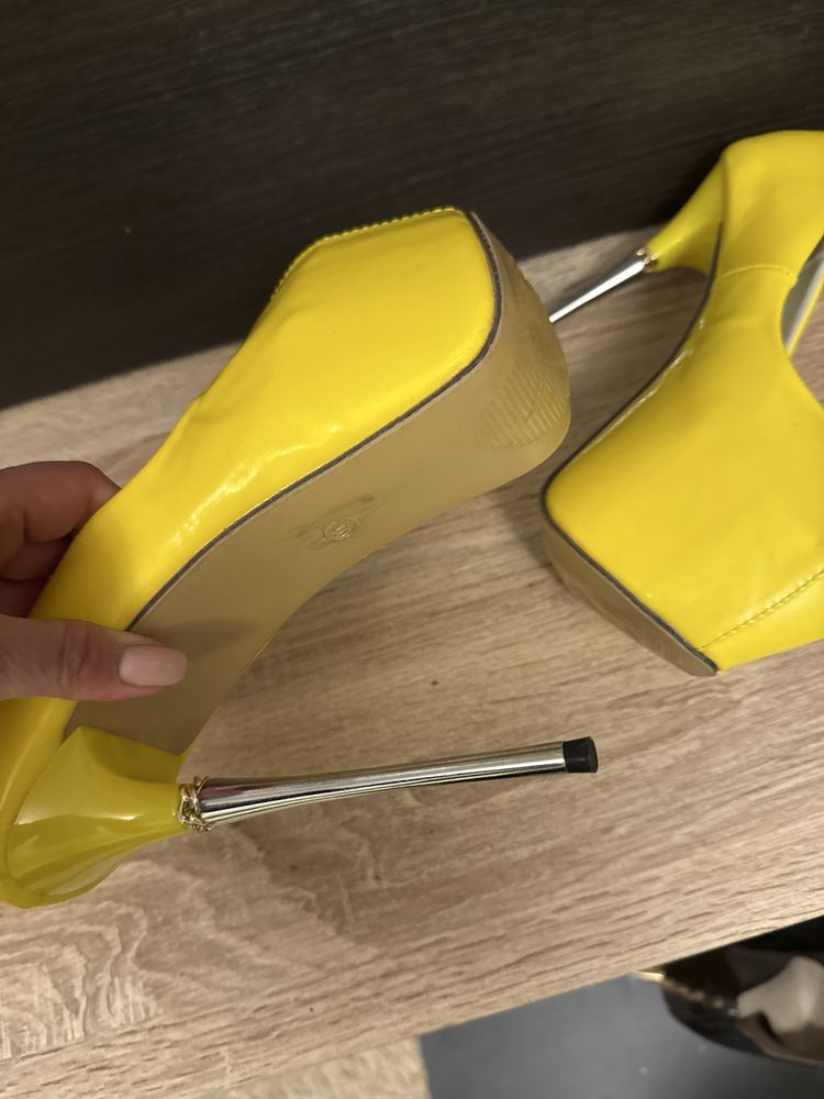 Szpilki żółte czółenka wysokie 38 do tańca pole dance