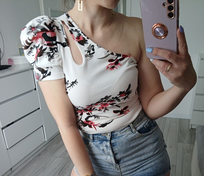 Biała bluzka top Shein S M bufiasty rękaw