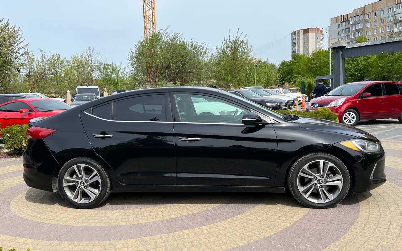 Hyundai Elantra 2016