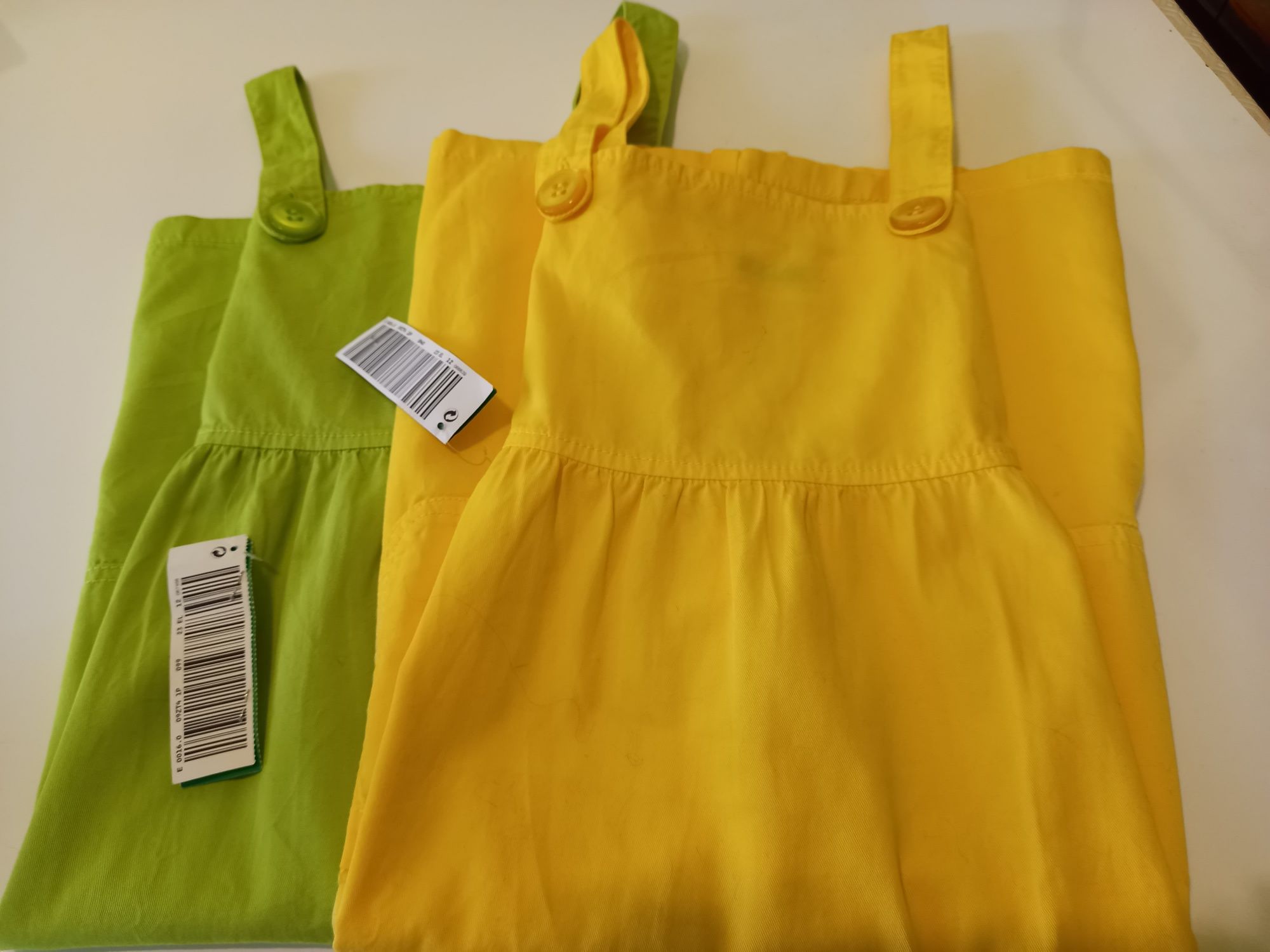 Vestidos verão novos.  Benetton