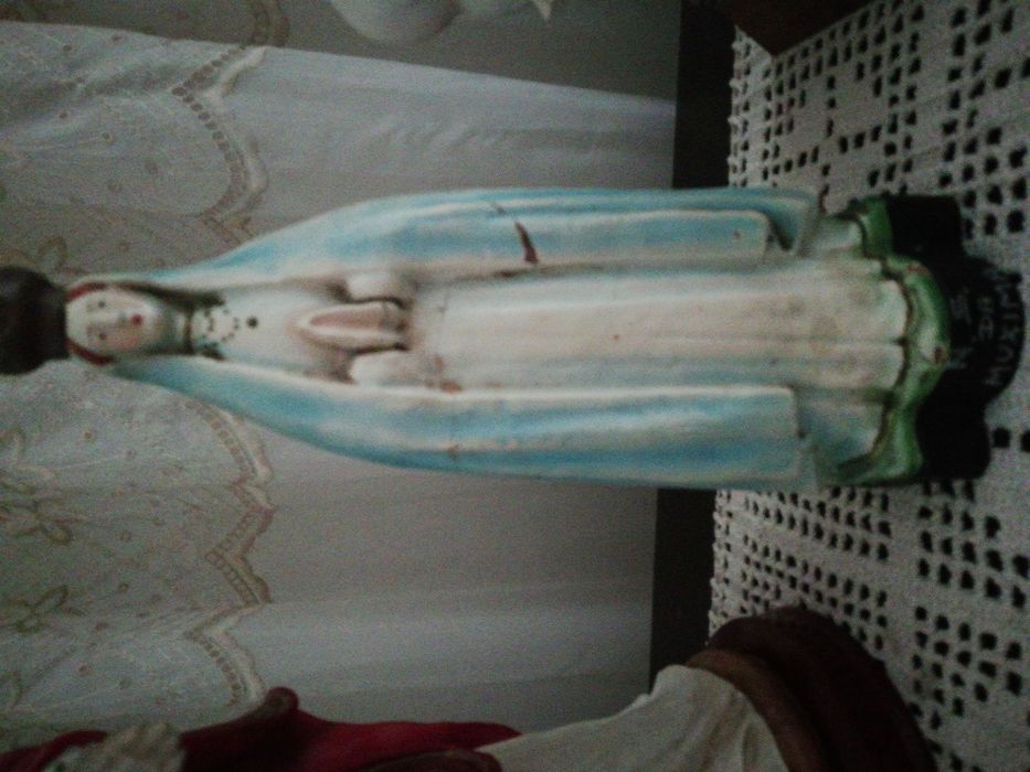 Estatuetas católicas