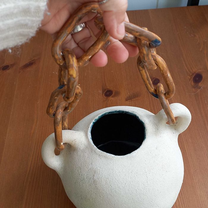 Peça decorativa em cerâmica